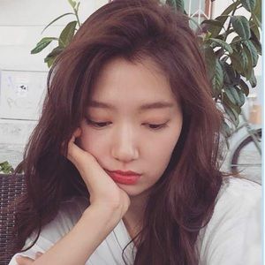 Meet your Posher, Jennie